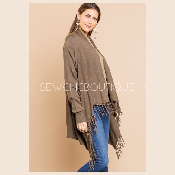 Softest Shawl Sweater w/Buttons & Fringe Hem - Picture 3 of 8